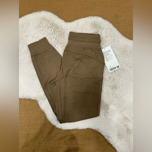 NWT Lululemon Ready to Rulu HR Jogger in Frontier - US 4